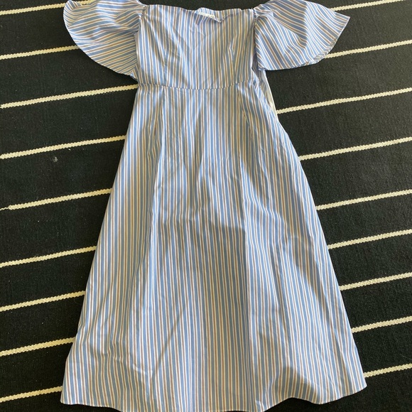 Oak and fort dress - Picture 3 of 5